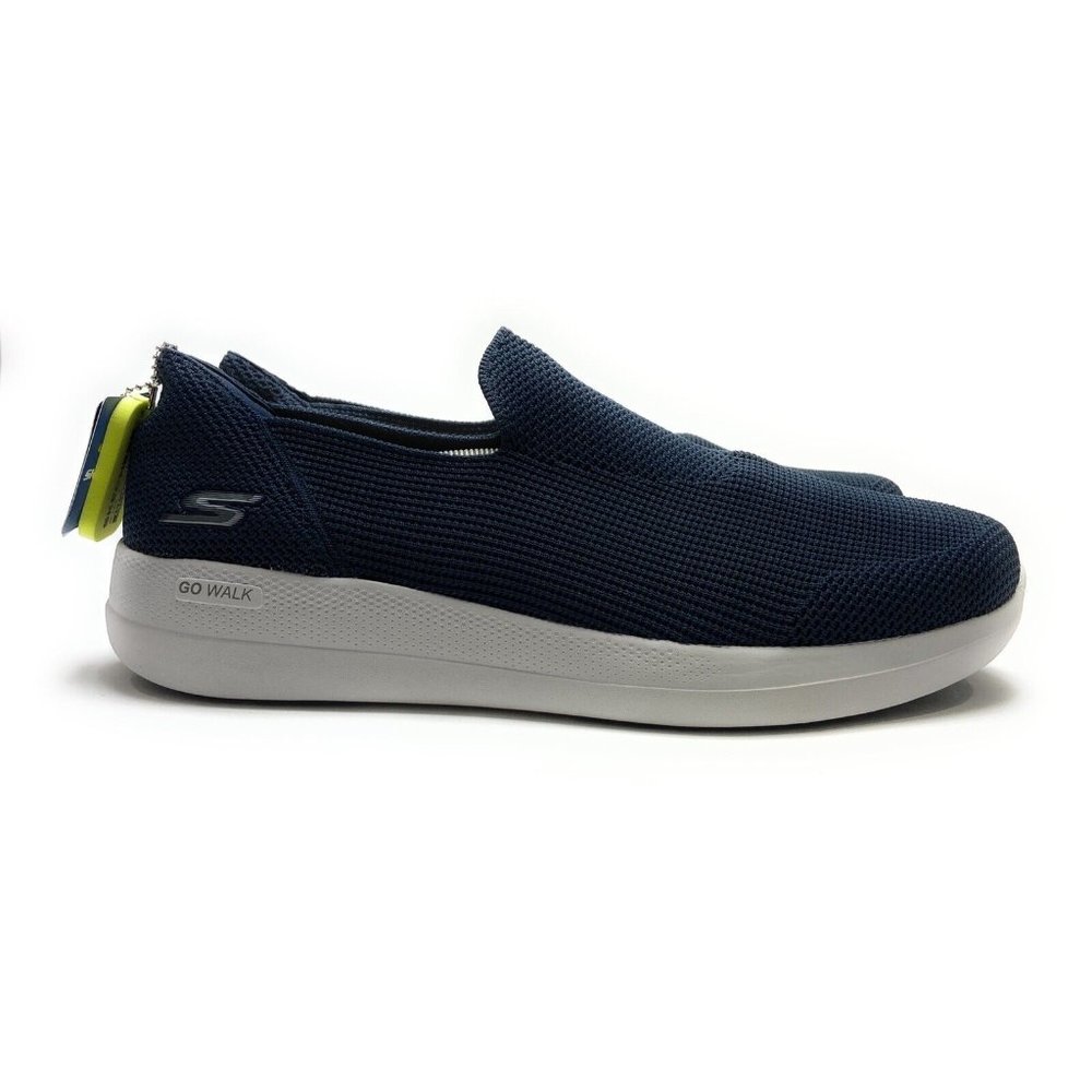 Skechers Men's Go Walk Stability Good Year Outsoles Navy Slip On Shoes Size 14 M